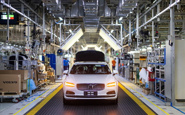 Fossilfreier Stahl von SSAB soll Volvo Produktion nachhaltiger machen
